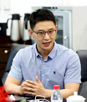 從冒泡汽水，到燃料電池——訪能源與環境學院李桃教授